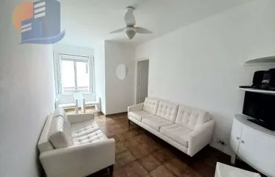 Apartamento 01 dormitório/02 banheiros prédio com portaria 24hs.