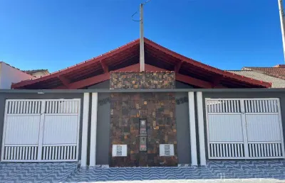 Casa com 2 quartos à venda na Rua Jardim Praia Grande, 949, Jardim Praia Grande, Mongaguá