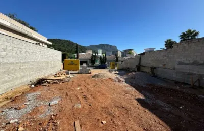 Terreno à venda na Rua dos Sabiás, 1, Pedra Branca, Palhoça