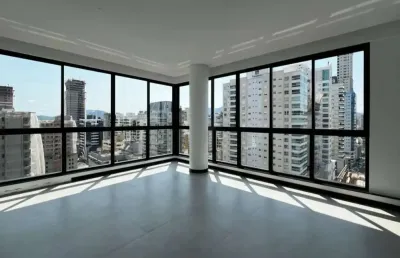 Apartamento 4 quartos com 4 suítes e 188m² - meia praia