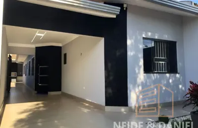 Vendo - ótima casa 3 quartos (1 suíte + 2 quartos) semi mobiliada - jd pinheiros ii - maringá-pr.