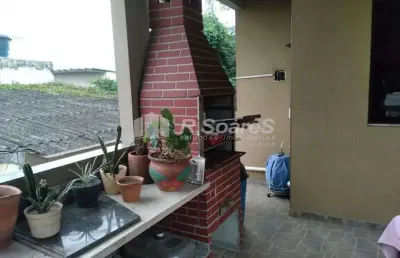 Casa com 2 quartos à venda na rua andaluzia, bento ribeiro, rio de janeiro, 135 m2 por r$ 220.000