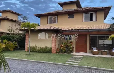 Casa em condomínio fechado com 4 quartos à venda na alameda andorinhas, baia formosa, armação dos búzios, 420 m2 por r$ 2.900.000