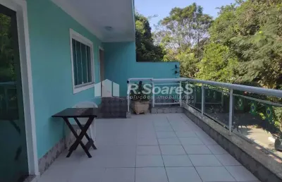 Casa em condomínio fechado com 4 quartos à venda na rua moacir dos santos lima, vila valqueire, rio de janeiro, 198 m2 por r$ 980.000
