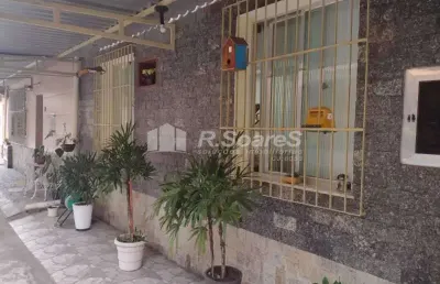 Casa em condomínio fechado com 3 quartos à venda na rua pinto teles, praça seca, rio de janeiro, 39 m2 por r$ 320.000