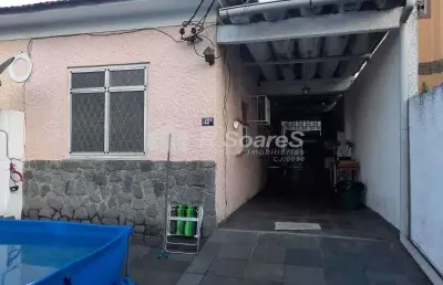 Casa com 4 quartos à venda na rua torquato lamarão, vila valqueire, rio de janeiro, 194 m2 por r$ 675.000