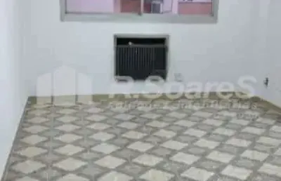 Apartamento com 2 quartos à venda na rua piraquara, realengo, rio de janeiro, 55 m2 por r$ 200.000