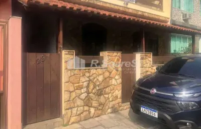 Casa em condomínio fechado com 3 quartos à venda na rua pedro teles, praça seca, rio de janeiro, 96 m2 por r$ 300.000
