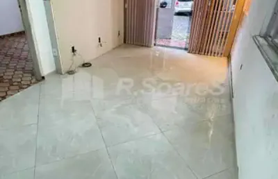 Casa em condomínio fechado com 4 quartos à venda na rua namur, vila valqueire, rio de janeiro, 140 m2 por r$ 340.000