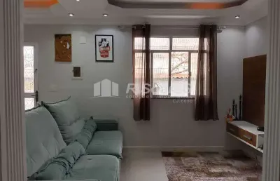 Casa com 2 quartos à venda na rua dos crisântemos, vila valqueire, rio de janeiro, 284 m2 por r$ 990.000