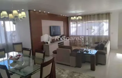 Casa em condomínio fechado com 5 quartos à venda na rua estela duval, jacarepaguá, rio de janeiro, 362 m2 por r$ 1.240.000