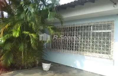 Casa com 2 quartos à venda na rua henrique ferreira, bento ribeiro, rio de janeiro, 120 m2 por r$ 620.000
