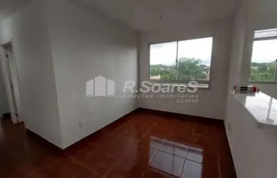 Apartamento com 2 quartos à venda na rua curitiba, realengo, rio de janeiro, 44 m2 por r$ 125.000