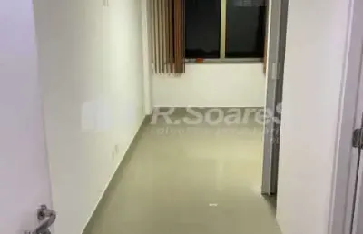 Sala comercial com 1 sala à venda na rua antônio de abreu, madureira, rio de janeiro, 19 m2 por r$ 135.000