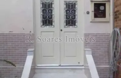 Casa com 4 quartos à venda na rua das laranjeiras, laranjeiras, rio de janeiro, 130 m2 por r$ 850.000