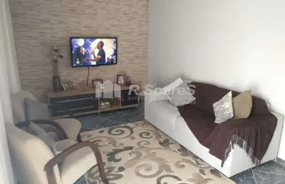 Casa com 2 quartos à venda na rua alfredo bastos, realengo, rio de janeiro, 120 m2 por r$ 190.000