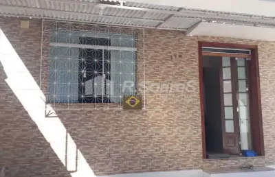 Casa com 3 quartos à venda na rua jagoroaba, vila valqueire, rio de janeiro, 200 m2 por r$ 570.000