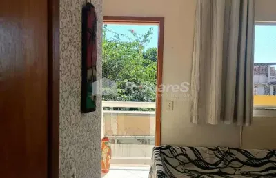 Casa em condomínio fechado com 2 quartos à venda na rua professora ubaldina jacare, bento ribeiro, rio de janeiro, 86 m2 por r$ 315.000