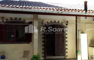 Casa com 3 quartos à venda na avenida pirpirituba, realengo, rio de janeiro, 273 m2 por r$ 440.000