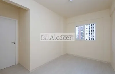 Apartamento em ótimas condições no centro de curitiba.