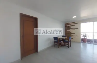 Apto com excelente area util (152m2) de frente ao cep (colégio estadual do paraná)