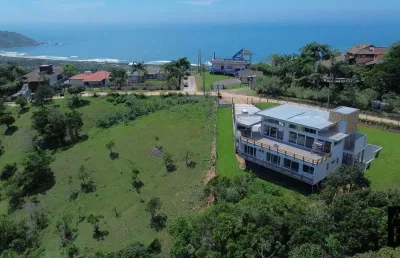 Casa com 3 quartos à venda na Rua Augusto Germano Wilke, 67, Praia da Silveira, Garopaba