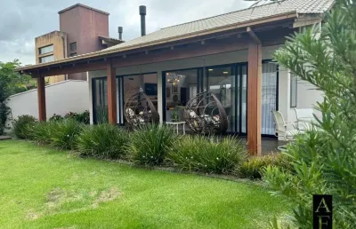 Casa com 4 quartos à venda na Rua Maria Carolina, 564, Ambrósio, Garopaba