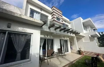 Casa com 4 quartos à venda na Rua Olívio Duarte De Senna, 199, Centro, Garopaba