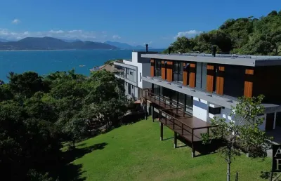 Casa à venda no bairro praia da vigia - garopaba/sc