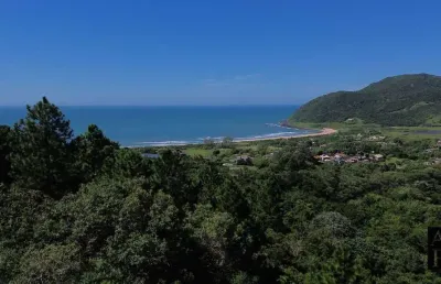 Terreno praia do silveira com vista ao mar e fácil acesso ao centro