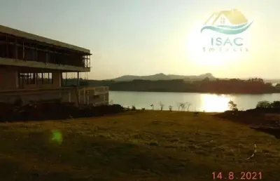 Terreno pé na água em condomínio de alto padrão à venda em piracaia sp