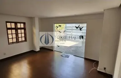Sobrado com 2 dormitórios, 2 banheiros, 2 vagas de garagem, cidade monções