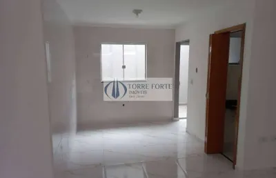 Sobrado novo em condominio com 2 suites 1 vaga coberta no parque boturussu.