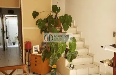 Casa com  2 dormitorios e 1  vaga no parque são lucas