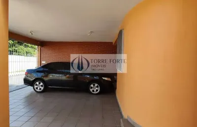Sobrado 3 dormitórios 1 suíte e 4 vagas  na vila nhocuné