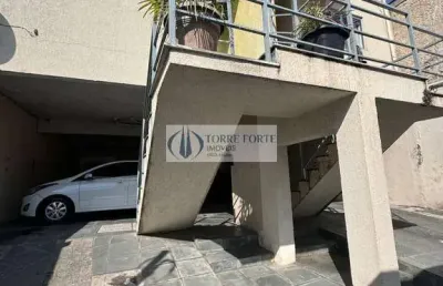 Lindo sobrado 3 dormitórios, 1 suíte 3 vagas em condomínio