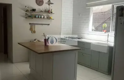 Lindo sobrado 2 dormitórios, 2 vagas fino acabamento na vila daysy (zn)