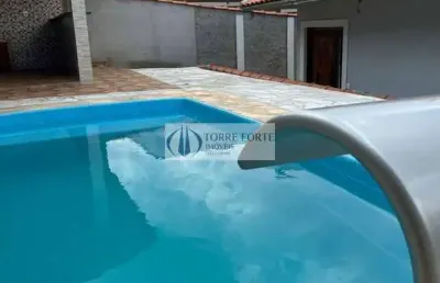 Linda casa com 3 dormitorios 1 suite , piscina e churrasqueira em mairiporã