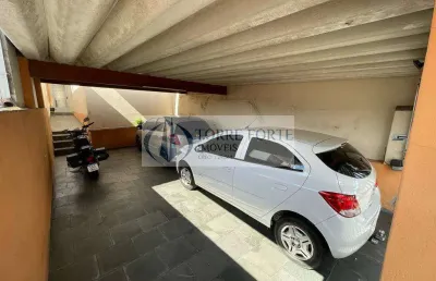 Casa com 3 dormitórios , 3 vagas com edícula em sto. andré no campestre