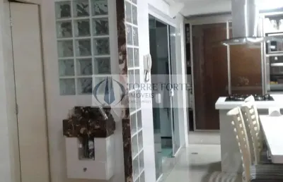 Casa com 3 quartos à venda na Rua Cambará, 183, Vila Bertioga, São Paulo