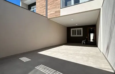 Vendo sobrado prox ao parque do pasaros a venda casa novo pronta pra ser habitada aceita financiamento