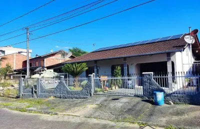 Casa com 3 quartos à venda no Carijós, Indaial 