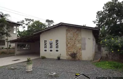 Casa com 2 quartos para alugar no Itaum, Joinville 