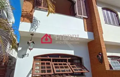 Casa a venda parque são domingos 3 suítes, excelente local