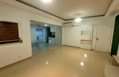 **ponta da praia – venda – 3 dorm – próximo ao mar**