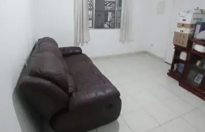 Casa com 2 quartos à venda na Rua Marechal Euclides Zenóbio da Costa, 566, Vila Mateo Bei, São Vicente