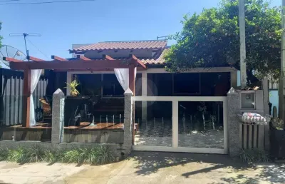 Casa com 2 quartos à venda na Rua José Pereira de Lima, 116, Jardim Florestal, Campo Largo