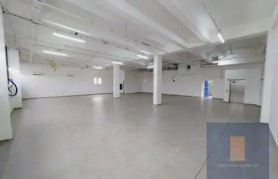 Prédio para alugar na Avenida Professor Francisco Morato, Vila Sônia, São Paulo