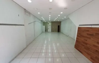 Ponto comercial para alugar na Rua Dr. Cincinato Pomponet 118, Lapa, São Paulo