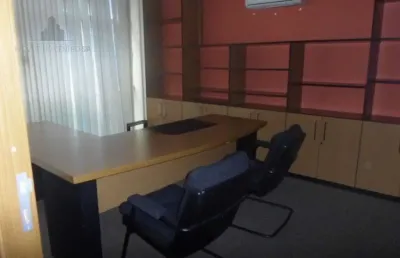 Casa comercial para alugar na Rua Vinte e Quatro de Maio, República, São Paulo